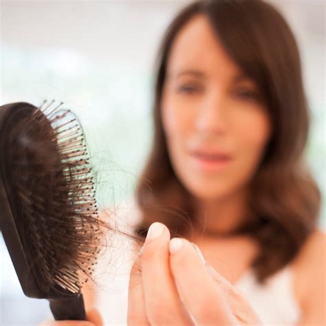 Deciphering the Meaning of Hair Shedding in Your Dreams