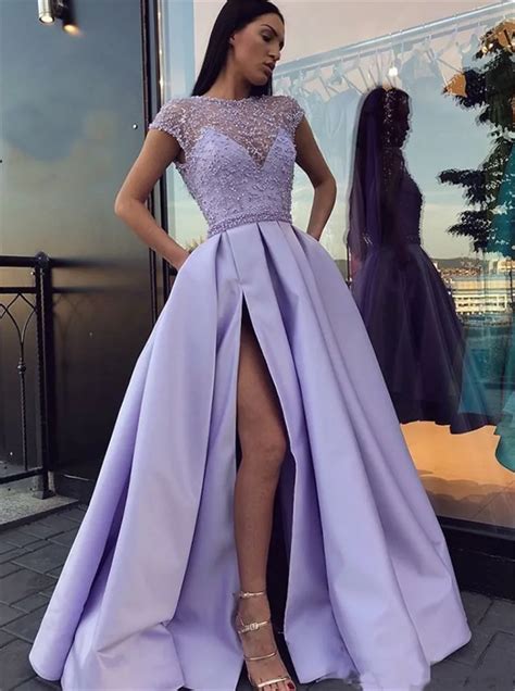 Different Styles of Lavender Evening Gowns for Ladies