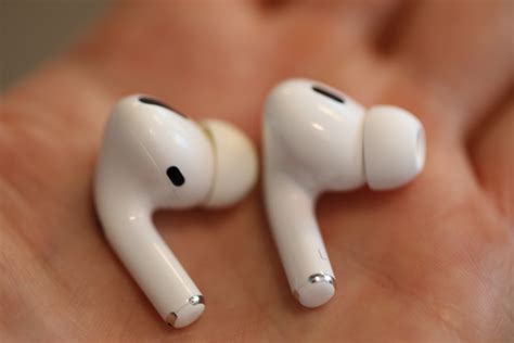 Don't Miss Out: Exploring Creative Uses for AirPods Pro's Microphone