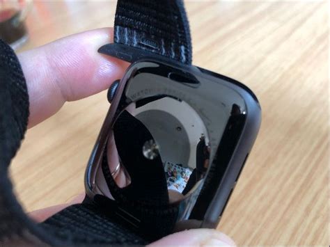 Dry and Reassemble the Apple Watch