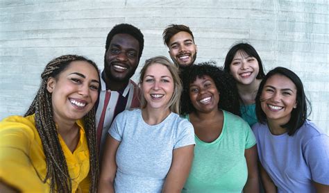 Embracing Diversity in Cultural Friendships