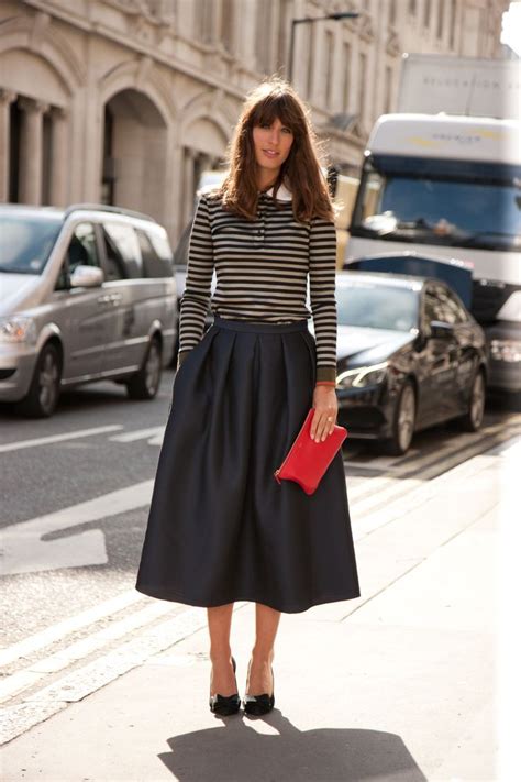 Embracing Sophistication: Pointers for Styling Floor-length Skirts with Poise