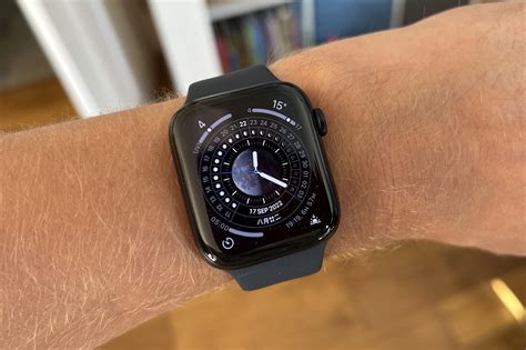 Enhancing Comfort and Promoting Quality Rest: A Look at Apple Watch SE