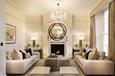 Entertaining with Elegance: The Benefits of a Spacious Living Space