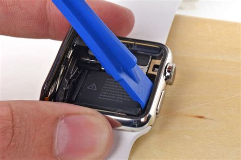 Examining the Longevity of the Apple Watch Battery