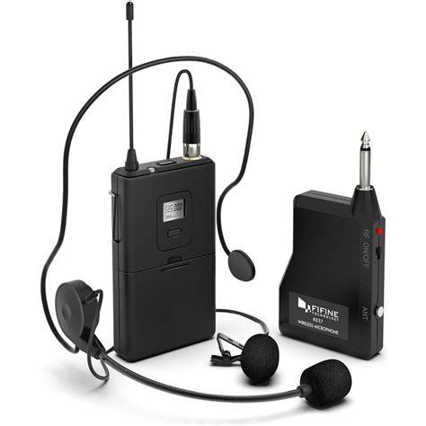 Exploring Advanced Features of Wireless Headphone Microphones