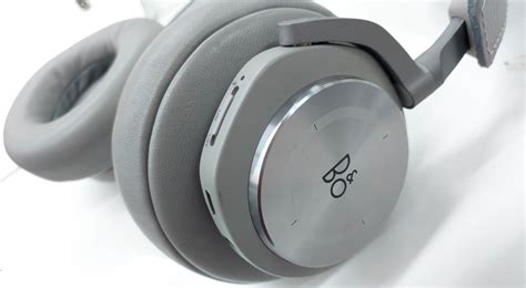 Exploring Enhanced Touch Functionality in New Headphone Models