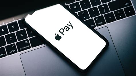 Exploring and Managing Apple Pay on your Device