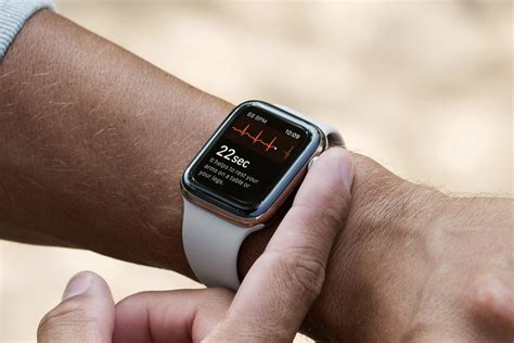 Exploring the Innovative Features of Apple Watch Series 4