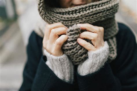 Fluffiness Beyond Winter: Incorporating the Scarf into Year-Round Fashion