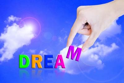 Friendship and Dreams: Analyzing the Role of Relationships in Dream Analysis