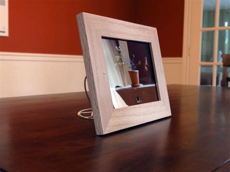 Give Your Aging iPad 2 a New Purpose: Transform it into a Digital Photo Frame