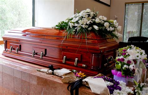 Guidance and Communication: Can Dreams of Loved Ones in Caskets Carry Messages from Beyond?