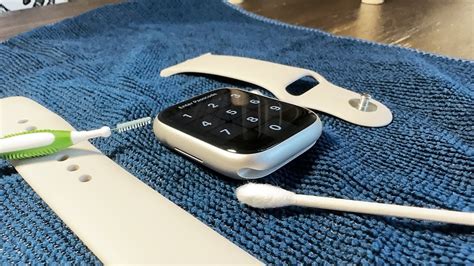 How to Properly Maintain and Clean Your Apple Timepiece Post Aquatic Activities