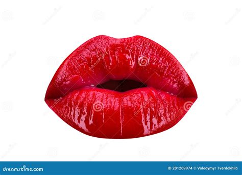 In a Dream, Crimson Mouths Symbolize Passion and Seduction