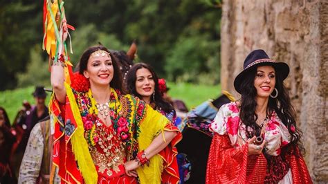 Lost in the Mesmerizing Music and Dance of the Romani Community