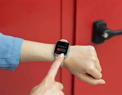 Making a Phone Call Directly from Your Wrist Device