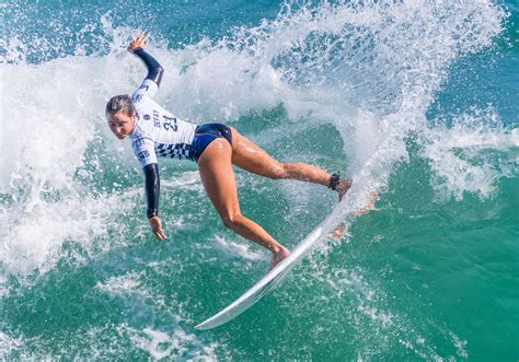 Meet the Inspirational Female Surfers Who Have Conquered Massive Tsunami Swells