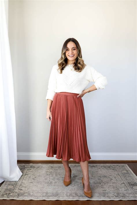 Playful and Fun: The Pleated Skirt