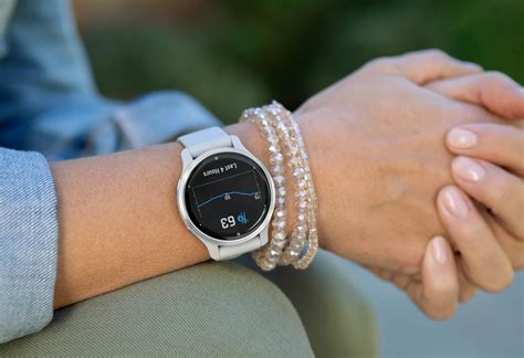 Proper Ways to Wear Women's iPhone Smartwatches