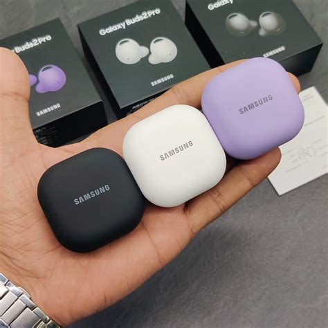 Properly Setting Up Your Galaxy Buds Pro Connection with Your Samsung Device