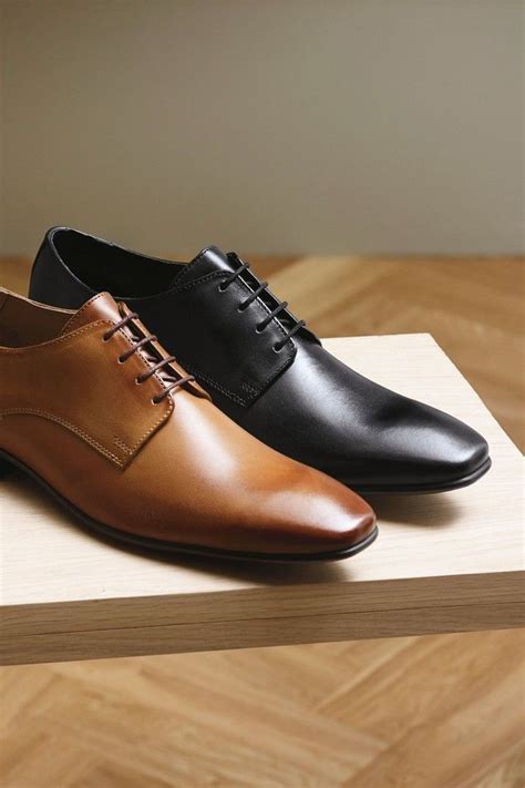 Quality Materials: Discover the Exceptional Fabrics and Genuine Leathers that Elevate Our Shoes