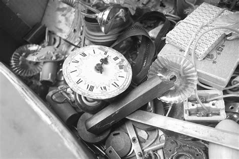 Recognizing Broken Timepieces as a Reflection of Personal Meltdown