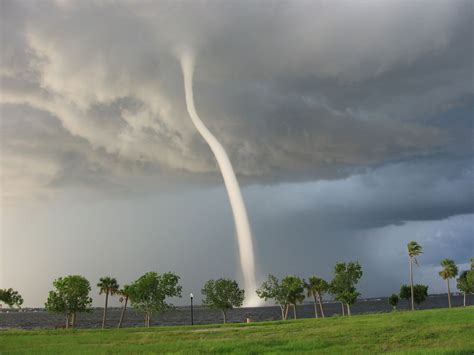 Revealing the Cryptic Significance Behind Dreaming of a Water Spout