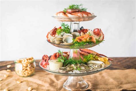 The Chilled Seafood: Symbolizing the Trials and Worries of Pregnancy