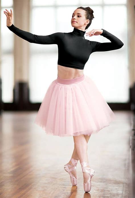 The Connection between Dreams about Ballerina Skirts and Personal Expression