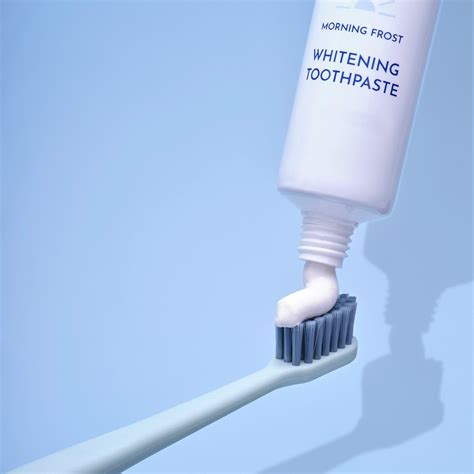 The Emergence of Toothpaste Powders: Effective or merely a Gimmick?