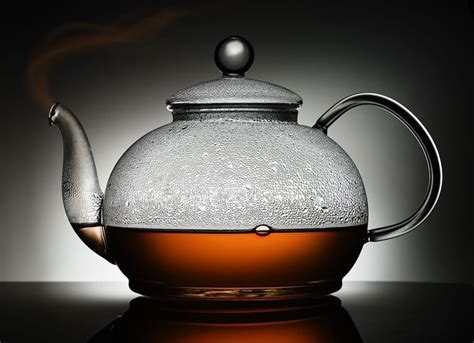 The Evolution of Tea Brewing Vessels: From Ancient Times to the Present