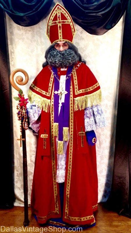 The Genesis and Progression of St. Nick's Attire