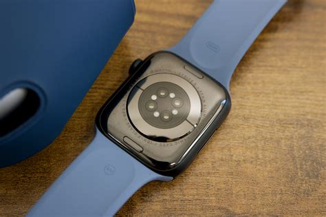 The Groundbreaking Technology Powering Apple Watch 8's Temperature Sensing Capability