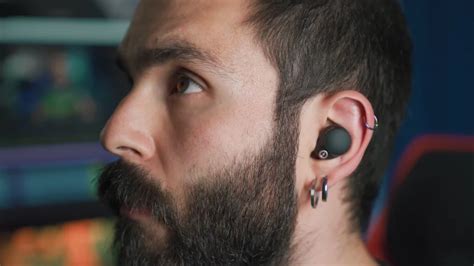 The Importance of Proper Fit: Why Wireless Earbuds Fall Out