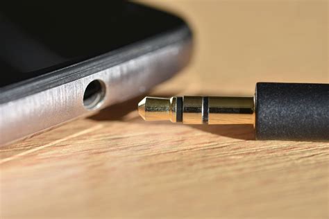 The Issue with Headphone Jacks