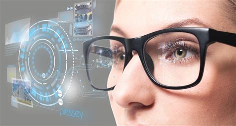 The Latest Technology in Eyewear: From Intelligent Eyeglasses to Light-Evolving Lenses