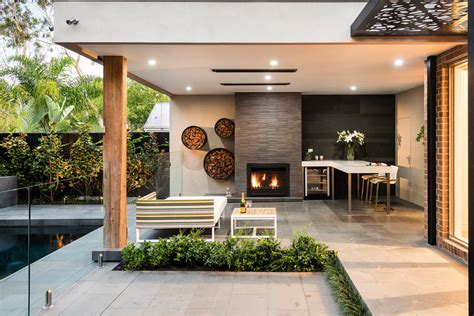 The Perfect Patio: Designing an Exquisite Outdoor Entertainment Space