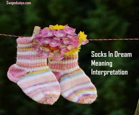 The Psychological Significance of Misplacing Socks in Dreams