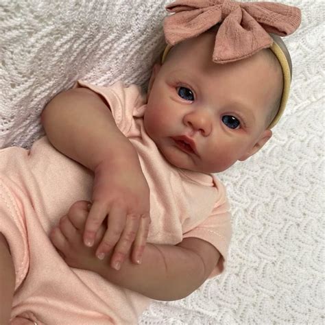 The Rising Popularity of Realistic Infant Figurines