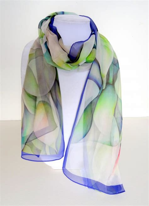 The Symbolic Representation of Silk Scarves in Dreamscapes