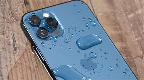 The iPhone 14 Pro: Examining its Waterproof Rating