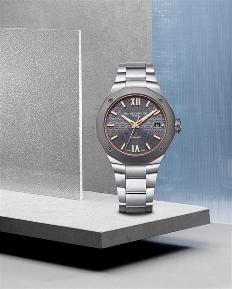 Timeless Versatility: The Allure of an Incredible Timepiece for both Men and Women