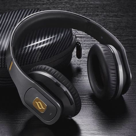 Tips for Selecting Optimal Headphones Based on Performance Factors