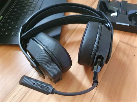 Troubleshooting Common Microphone Issues on G220 Headset