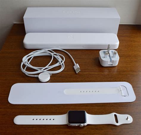 Unboxing and Charging your Apple Timepiece