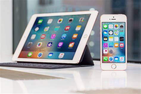 Understanding the Advantages of Linking Your iPad to Your Mobile Device