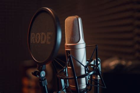 Understanding the Advantages of Voiceover