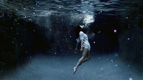 Unveiling the Hidden Fears: Interpreting the Possible Meanings behind Drowning Dreams