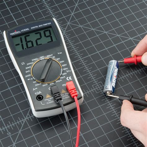 Using a Multimeter to Measure Voltage